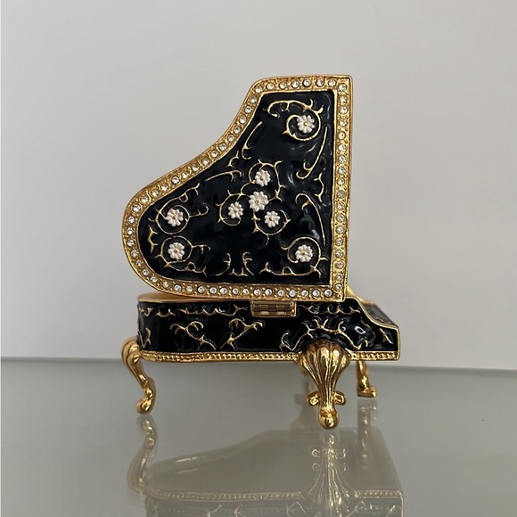 Miniature Baby Grand Piano - Picture 7 of 7